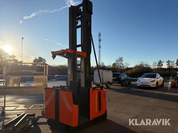 Pluktruck Toyota OME 100H