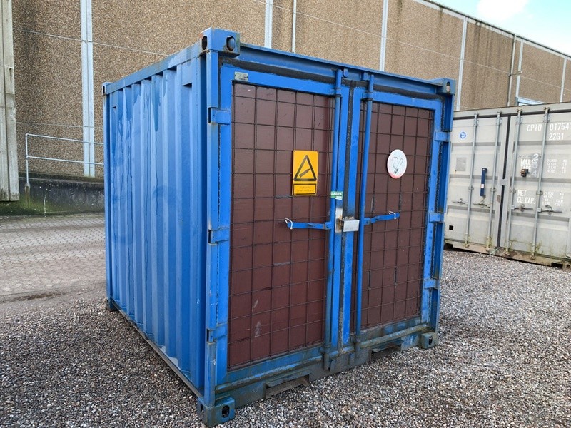 8 fods container