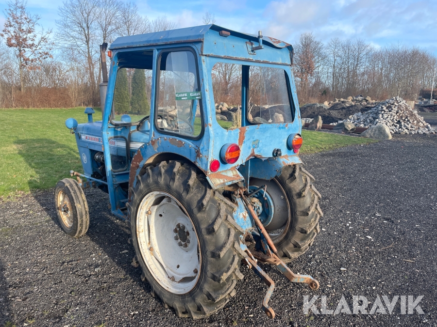 Veteran Traktor Ford 2000