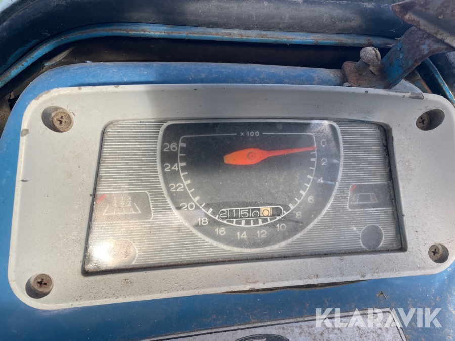 Veteran Traktor Ford 2000