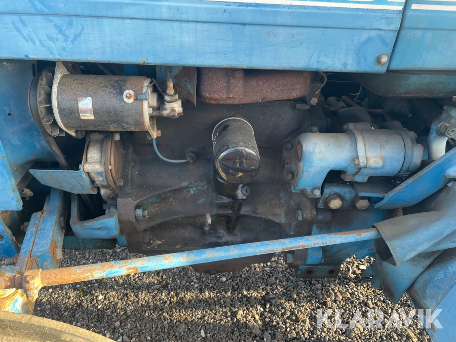Veteran Traktor Ford 2000