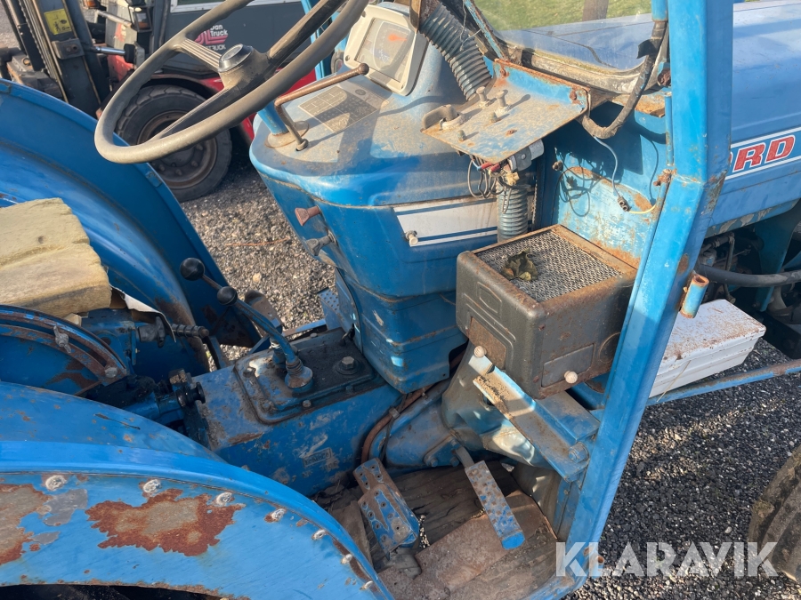 Veteran Traktor Ford 2000