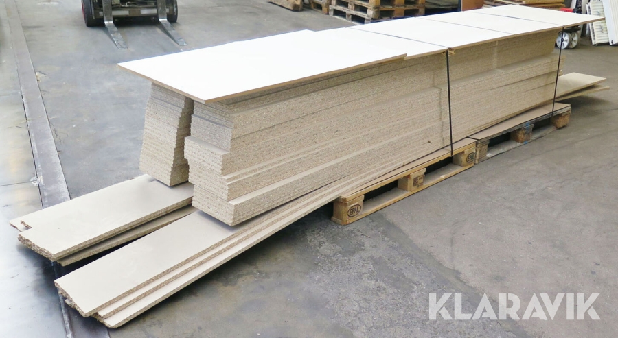 Parti spånpladestrimler 19 mm 60 styk