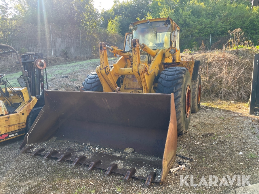 Gummiged Volvo BM LM845 med skovl