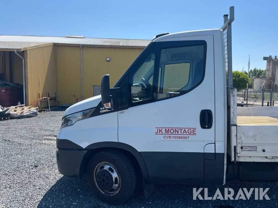 Ladbil Iveco 35C18 3,0 D WB 4100, AUT