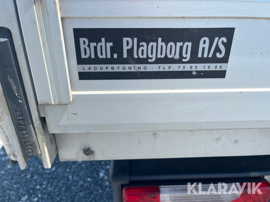 Ladbil Iveco 35C18 3,0 D WB 4100, AUT