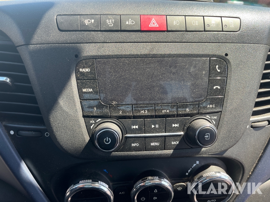 Ladbil Iveco 35C18 3,0 D WB 4100, AUT