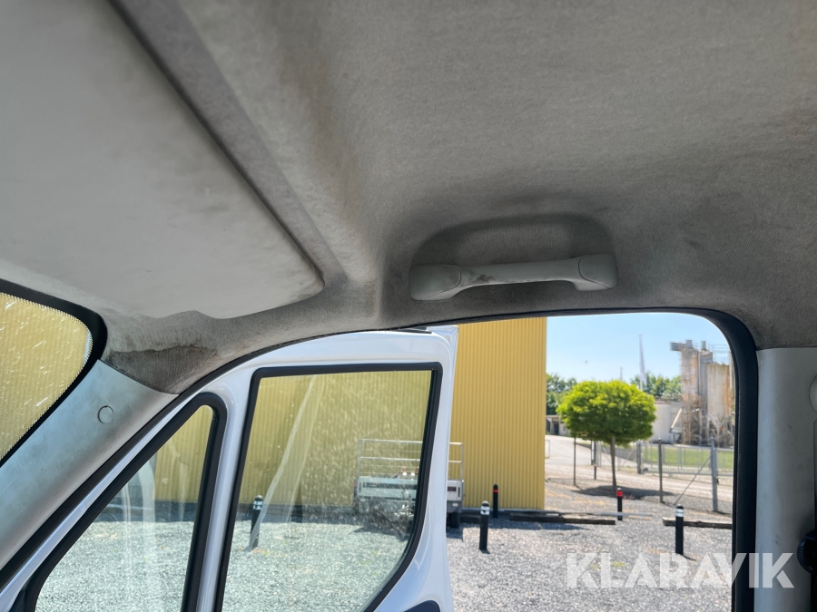 Ladbil Iveco 35C18 3,0 D WB 4100, AUT