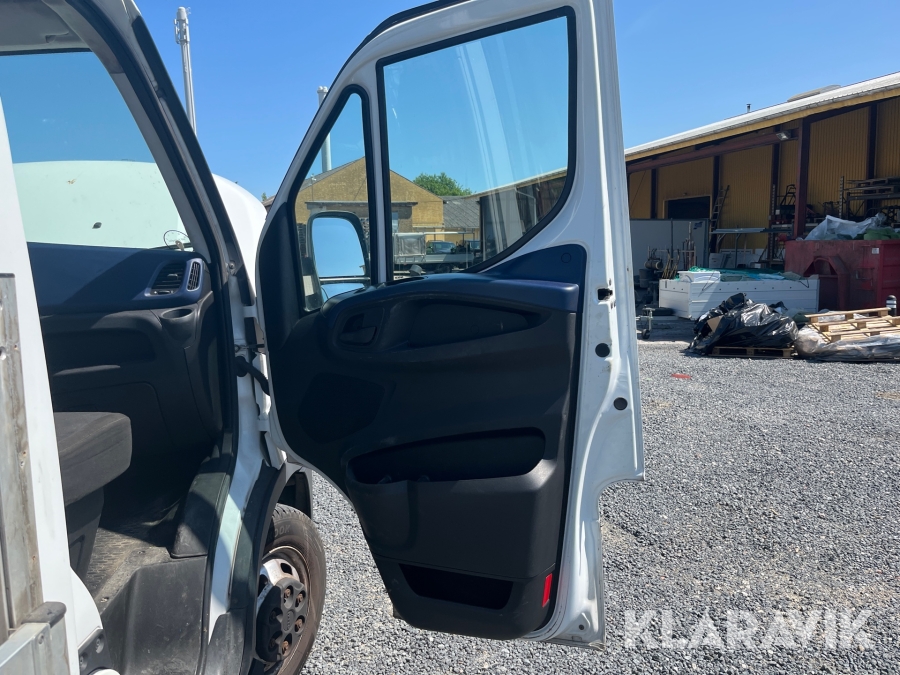 Ladbil Iveco 35C18 3,0 D WB 4100, AUT