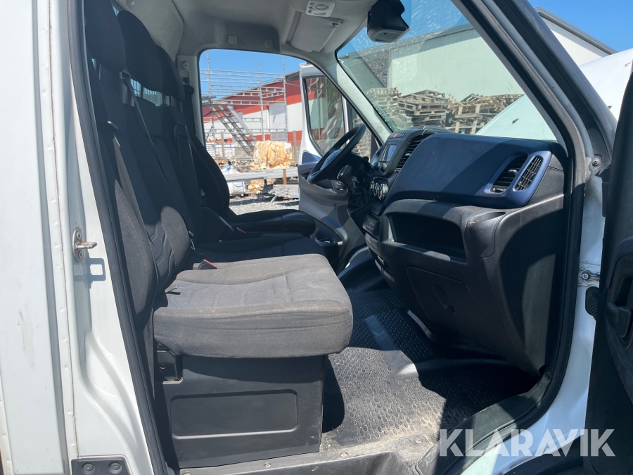 Ladbil Iveco 35C18 3,0 D WB 4100, AUT