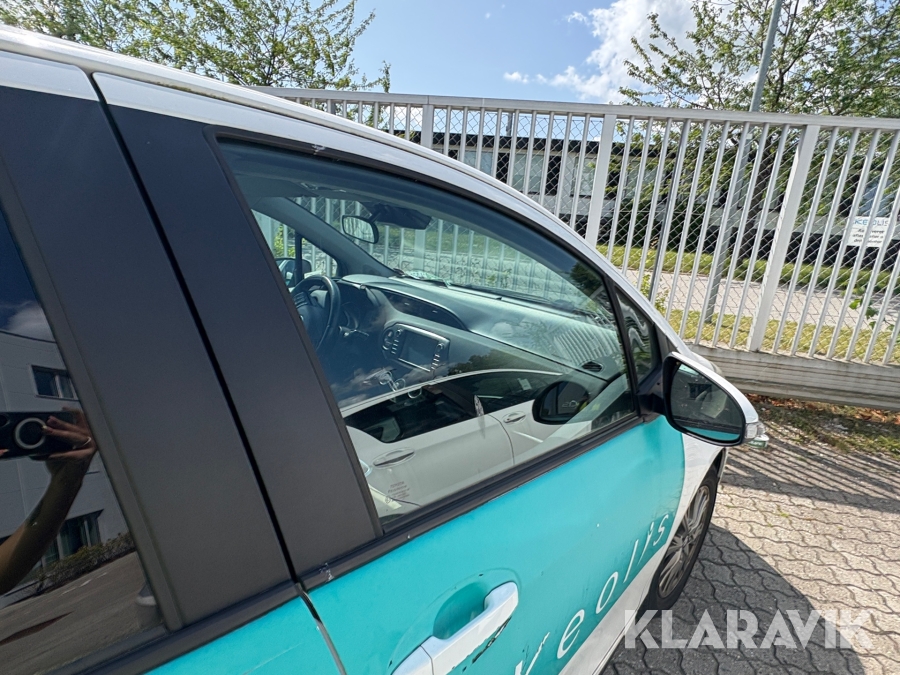 Varebil Toyota Yaris Van 1.4D-4D