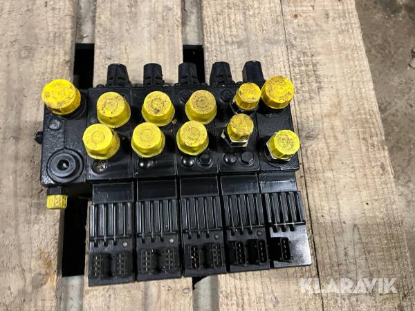 Ventilblok 5 ventiler Danfoss PVG 32 12 volt