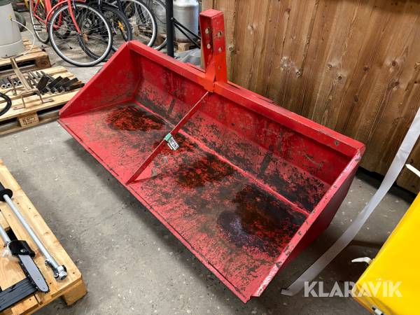 Bagmonteret traktorskovl