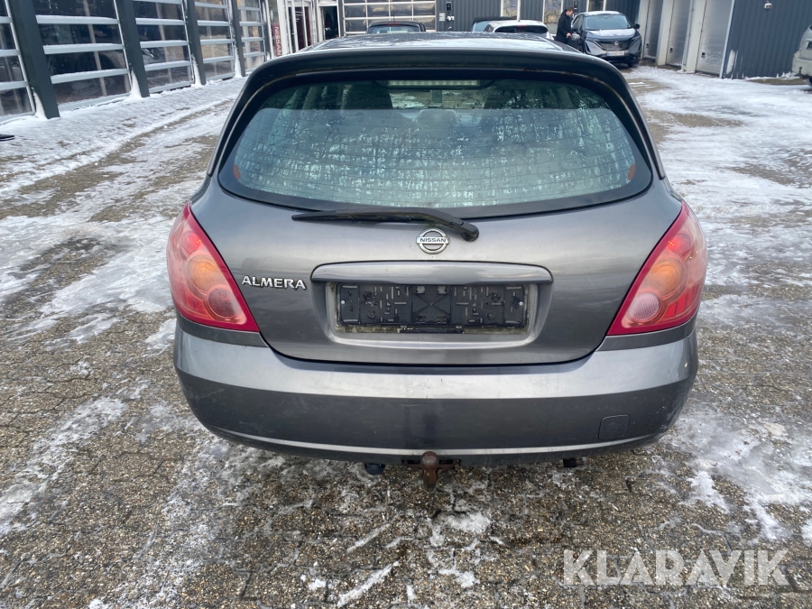 Nissan Almera 1,8