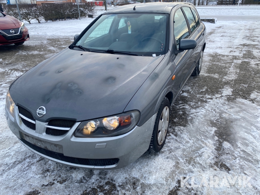 Nissan Almera 1,8