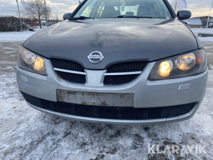 Nissan Almera 1,8