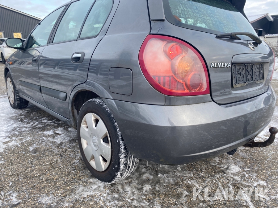 Nissan Almera 1,8