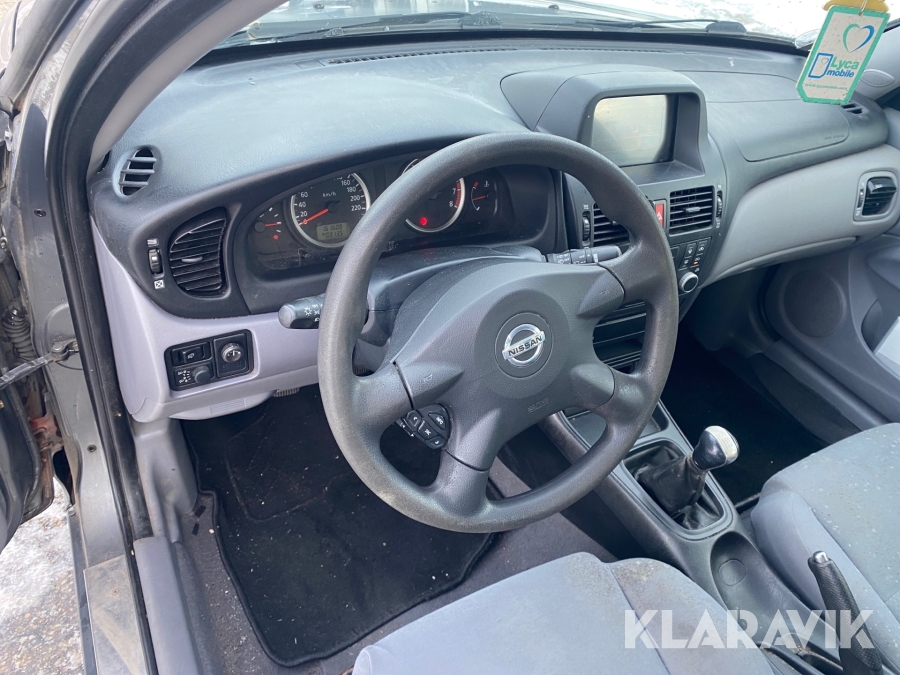 Nissan Almera 1,8