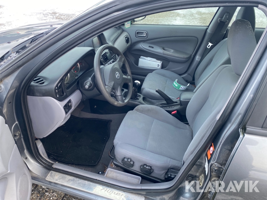 Nissan Almera 1,8