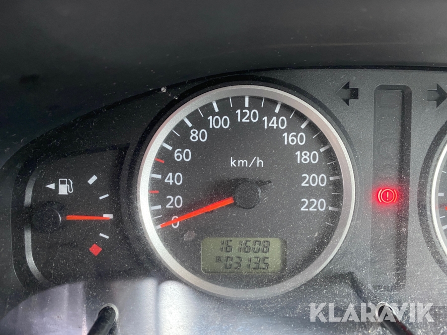 Nissan Almera 1,8