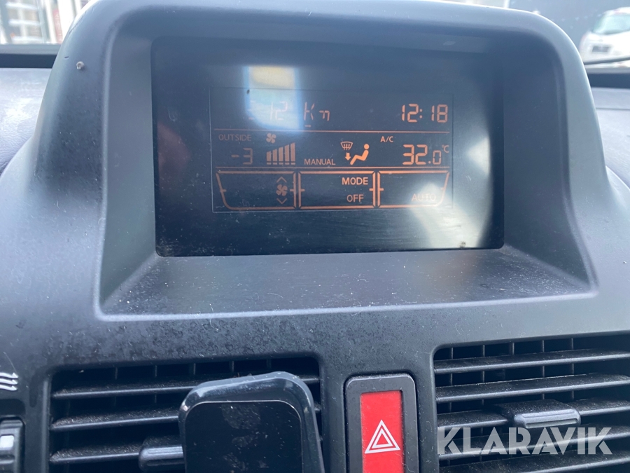 Nissan Almera 1,8