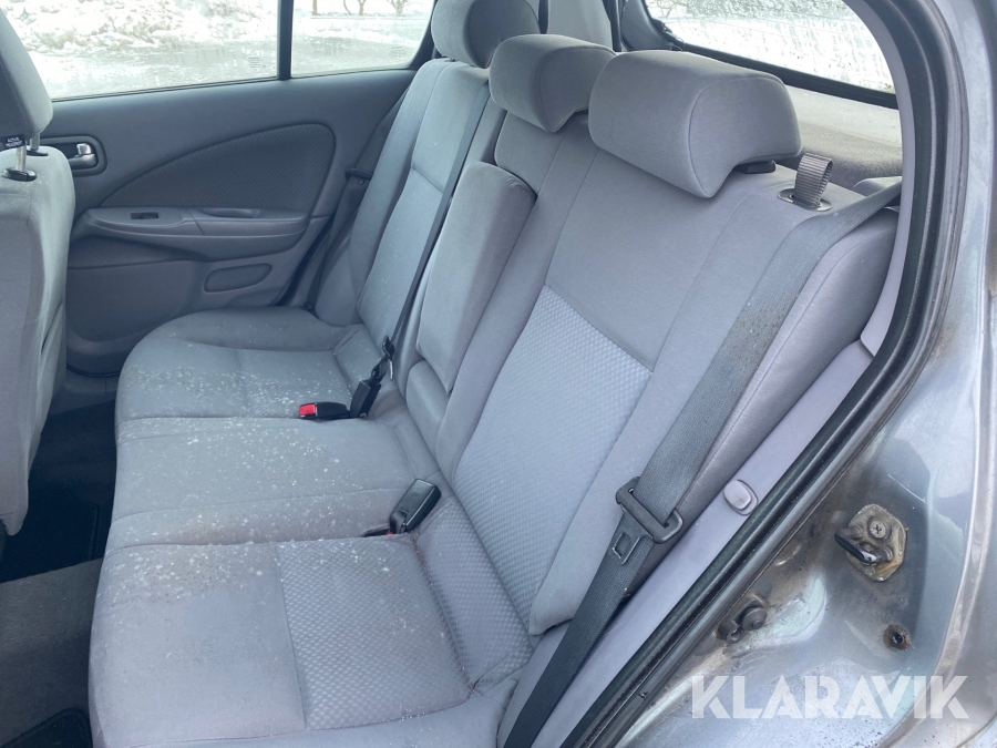 Nissan Almera 1,8