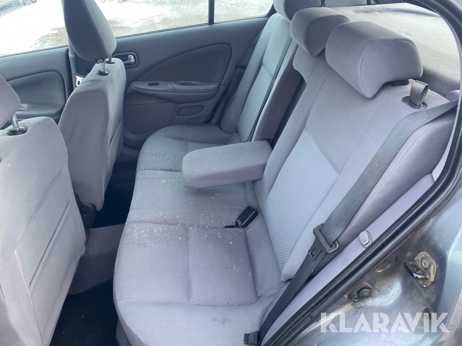 Nissan Almera 1,8