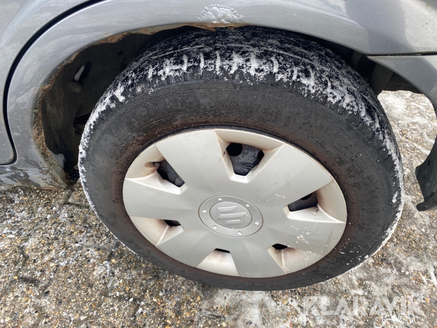 Nissan Almera 1,8