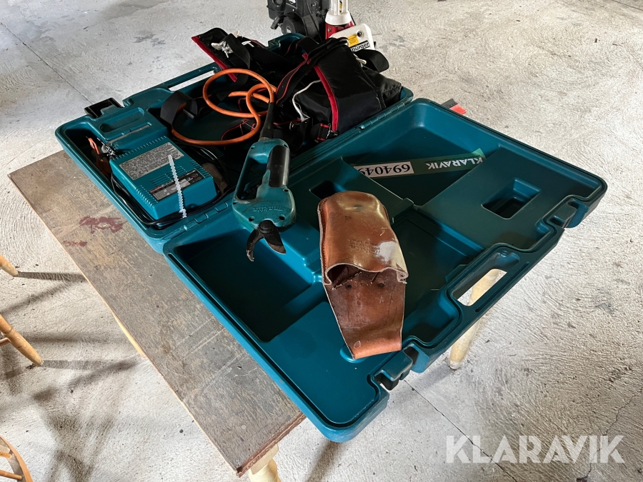 Grensaks Makita DC4600 elektrisk