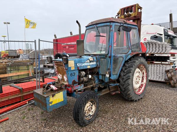 Veteran traktor Ford 4610