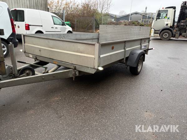 Maskintrailer Variant 1519F1 med vippelad