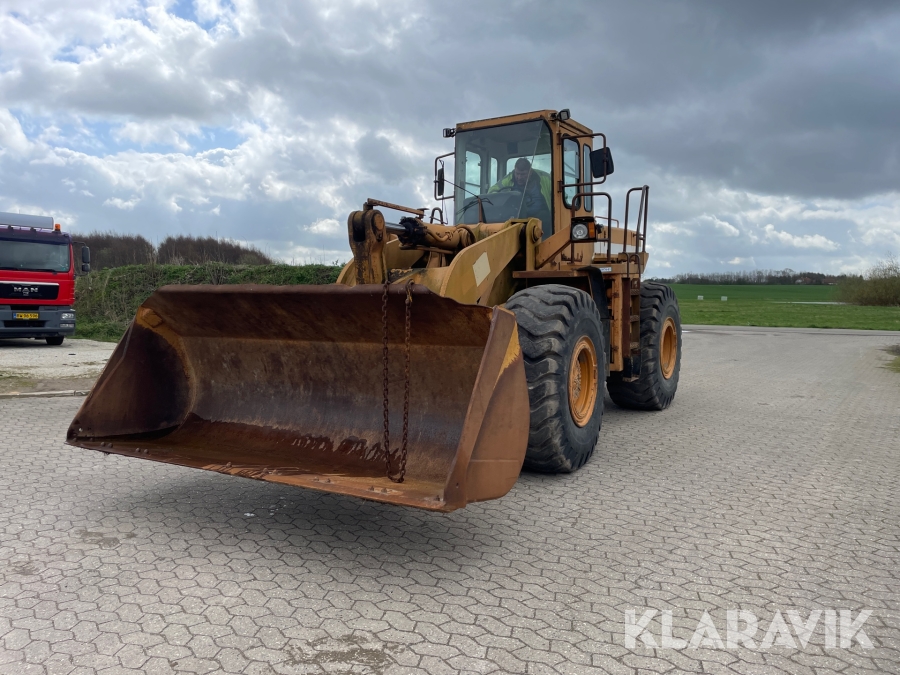 Gummiged Hyundai HL 25 17 ton