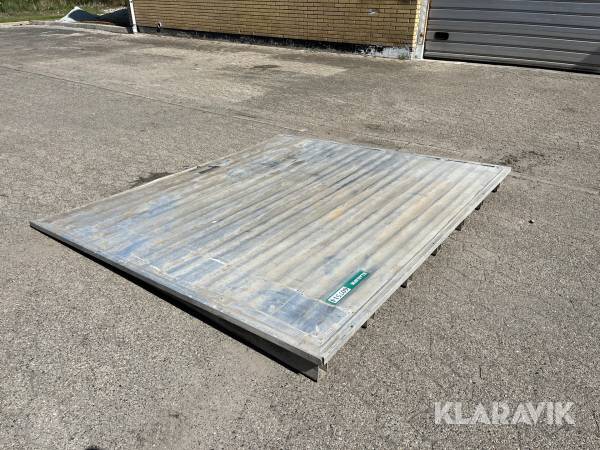 Rampe til load og unload af containere