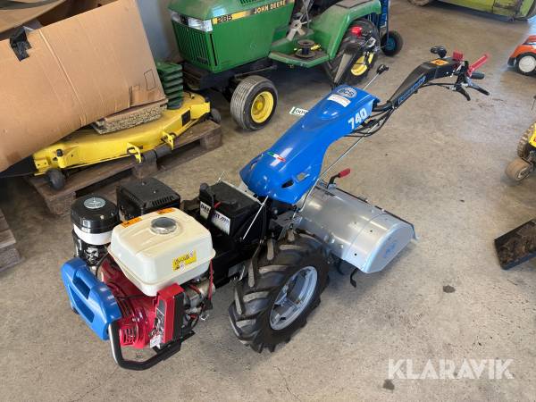 2-hjulet traktor BCS 740 med fræser