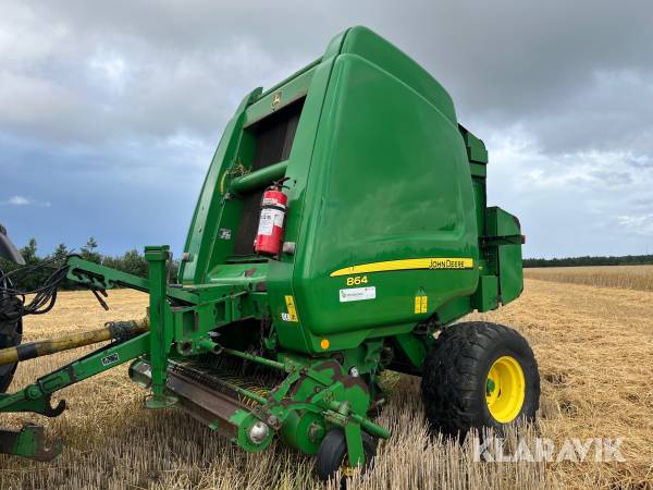 Ballepresser John Deere 864