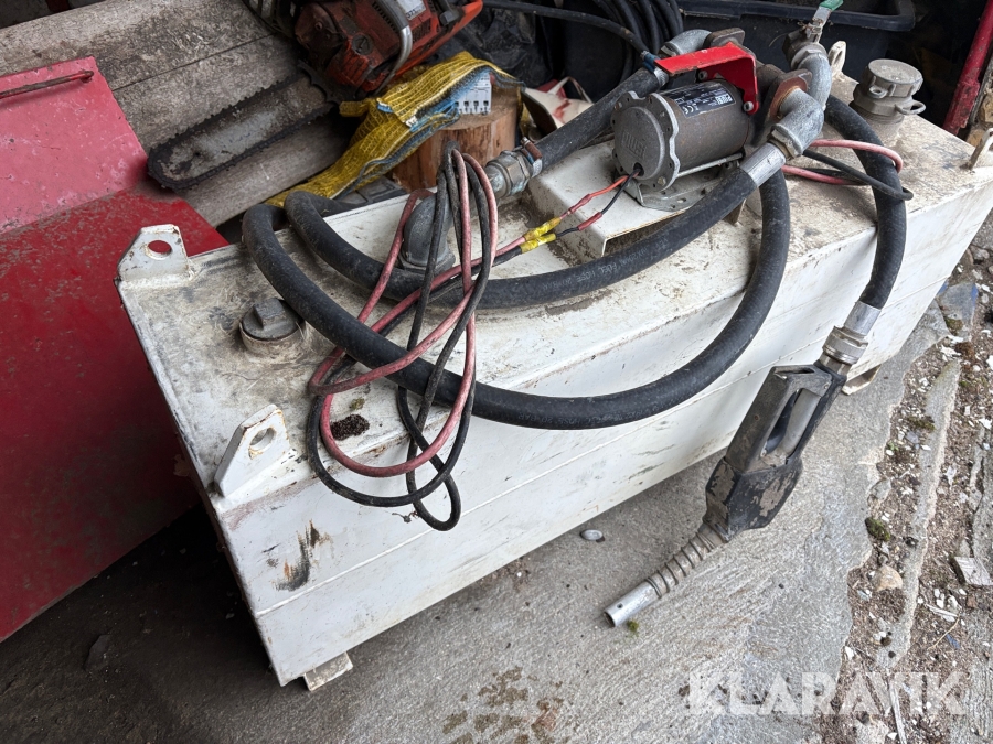 Dieseltank KN Smede- & Beholderfabrik A/S 100L 