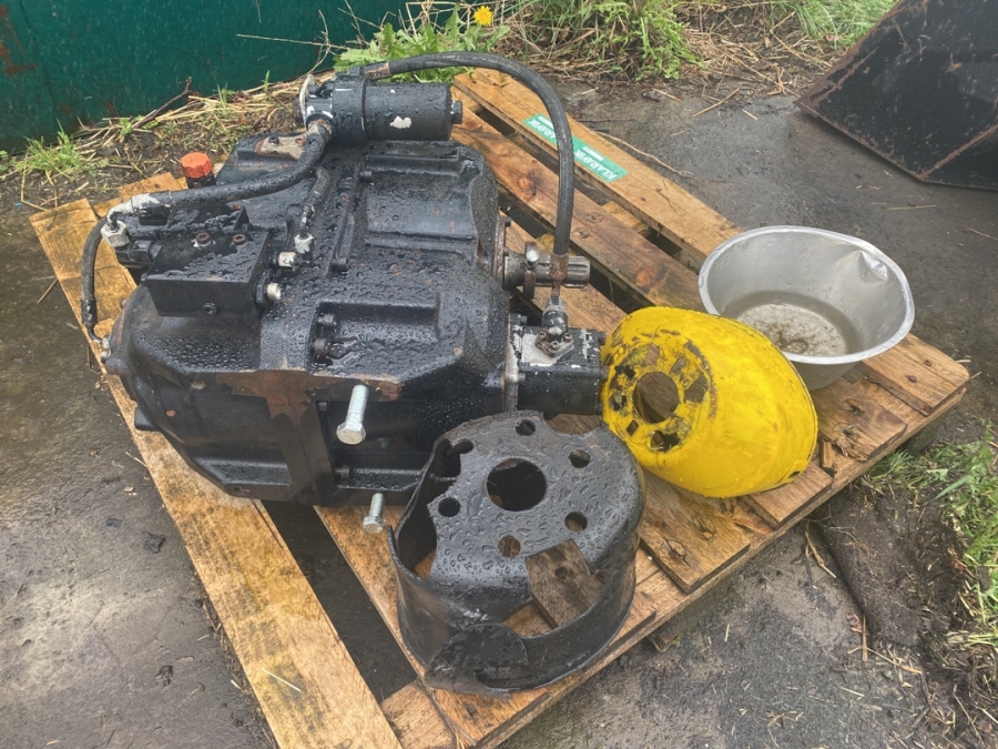 Klaravik Auktioner | Vario gearkasse til bvl foderblander