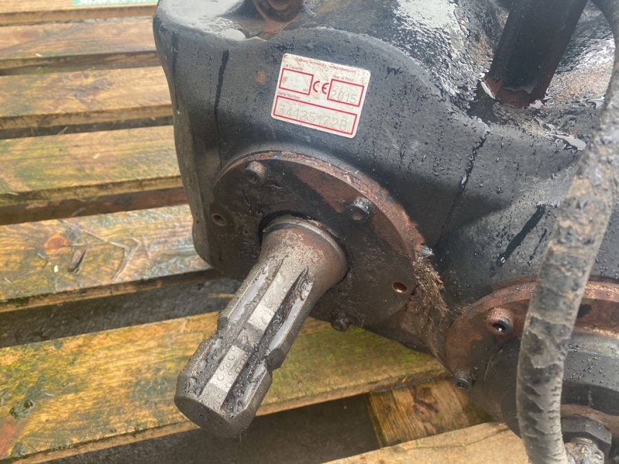 Klaravik Auktioner | Vario gearkasse til bvl foderblander