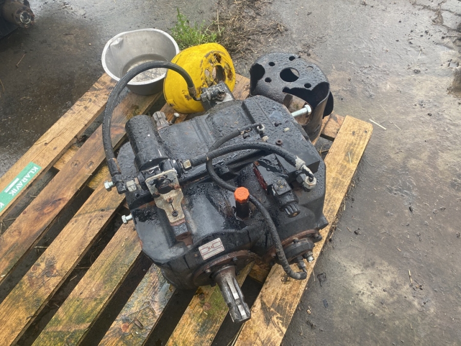 Klaravik Auktioner | Vario gearkasse til bvl foderblander