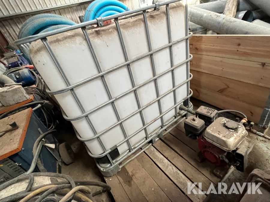 Pumpe med tank 1000 L