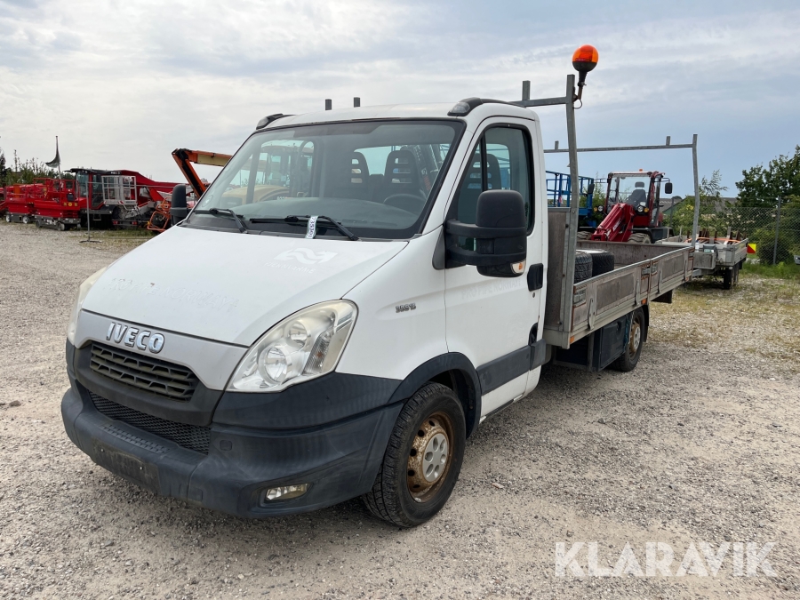Ladbil Iveco Daily 35S 15 med Hiab kran