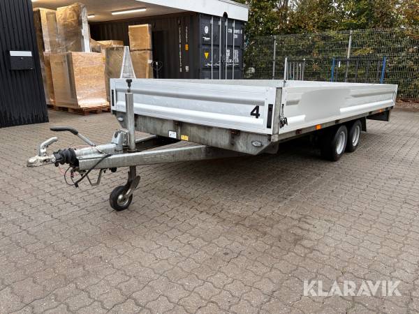 Trailer Variant 3021 P4