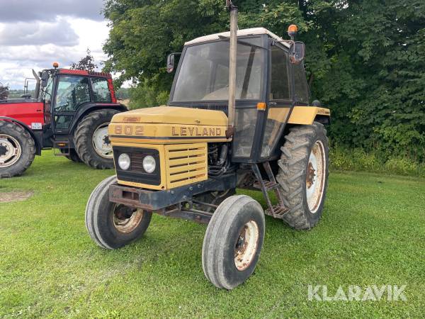 Veteran traktor Leyland 802
