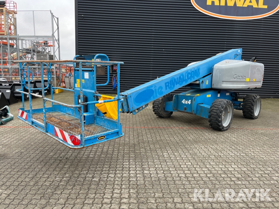 Bomlift Genie S-60HC