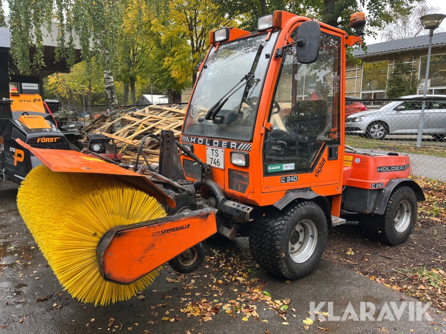 Redskabsbærer Holder C240 med kost