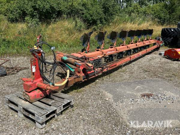 8 furet plov Kverneland PB 100