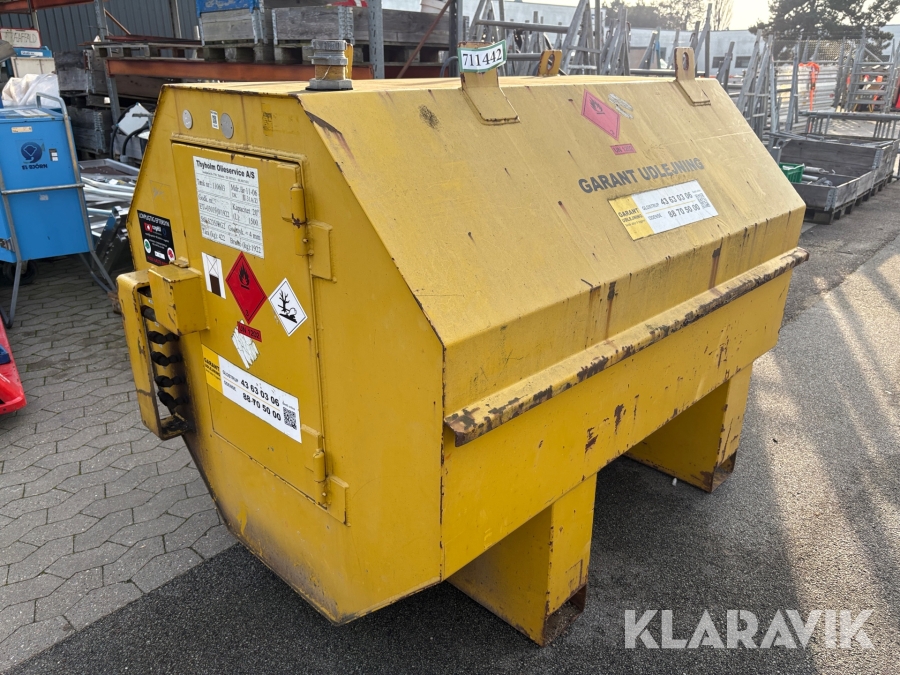 Dieseltank 1500 liter med pumpe