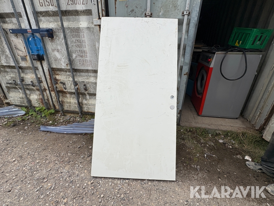 Lot af døre cirka 40 styks