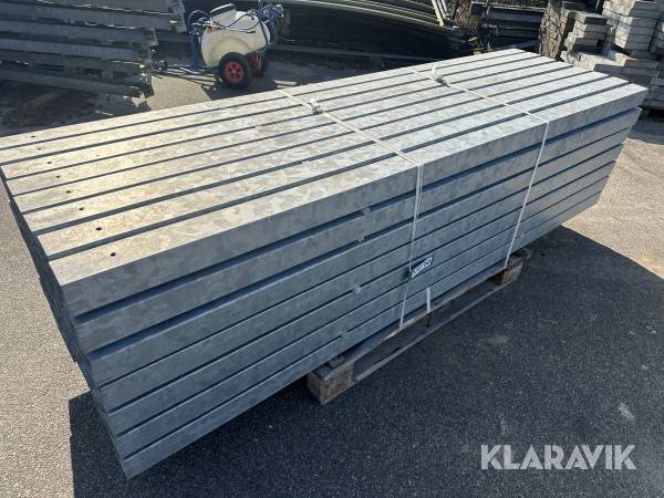 Galvaniserede stolper 57 styk