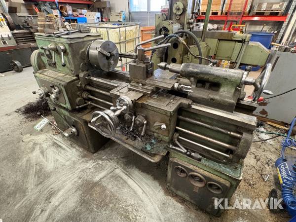 Drejebænk Srednevolzhsky Maskinværktøjsfabrik 1A616